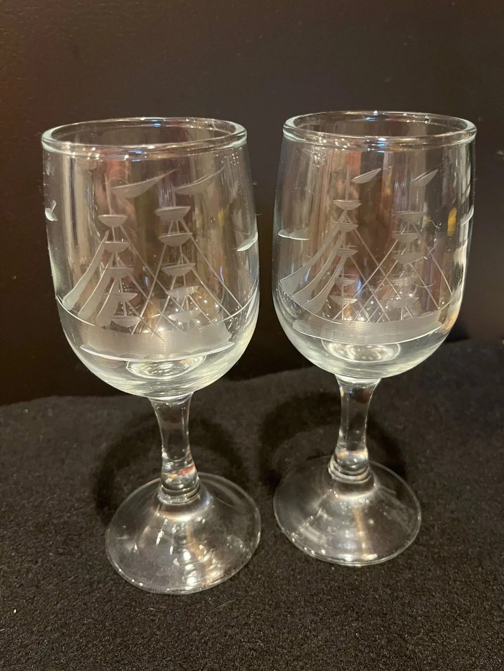 Javit Clipper Ship Collection Wine Glasses Fine Cut Etched Nautical Pattern